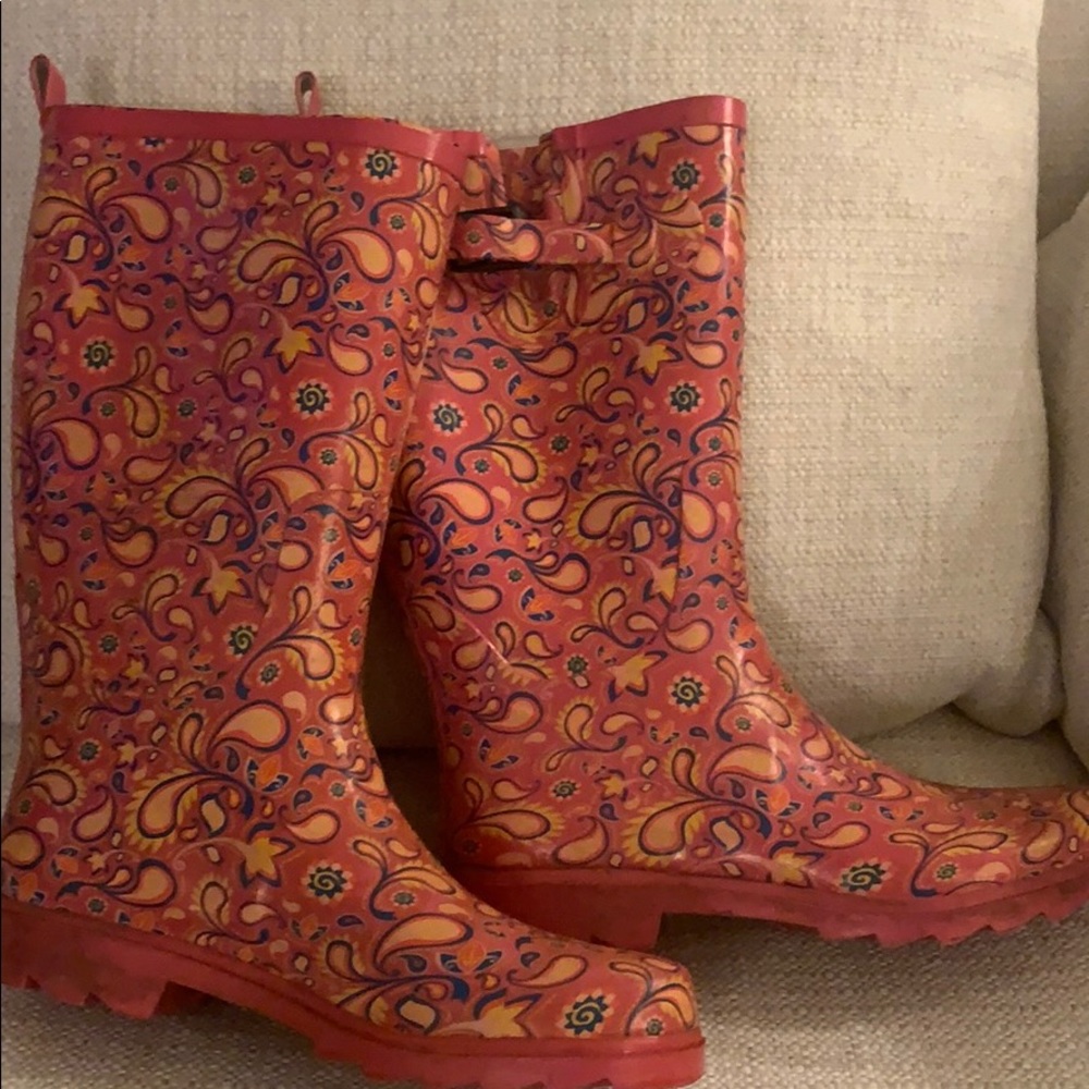 Pink paisley rain boots 9.5